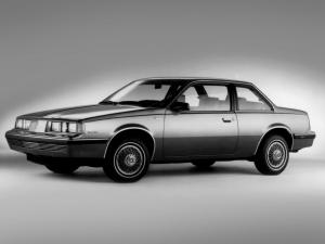 Oldsmobile Firenza Notchback Coupe 1986 года